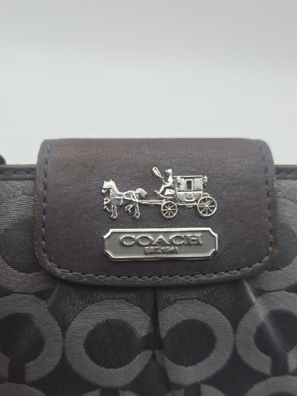 Coach Gray/Pink Signature Horse/Carriage Long Wallet W Checkbook (GOOD/FAIR)π - Picture 4 of 15